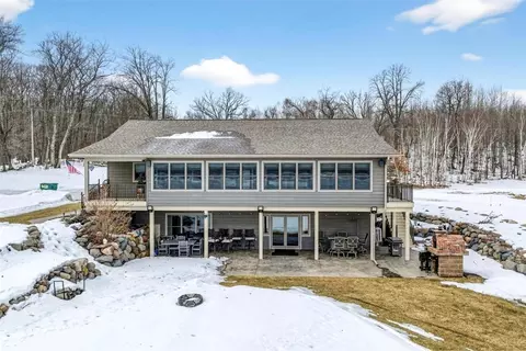 n5909 Lake Road, Stone Lake, WI 54876