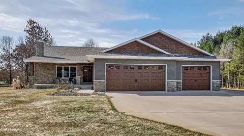 e3547 North Pine Creek Road, Eleva, WI 54738