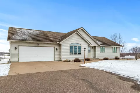16415 50th Ave, Chippewa Falls, WI 54729