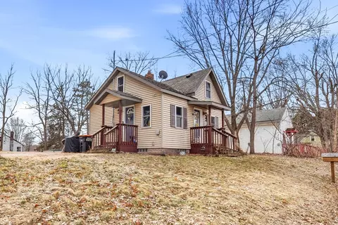 18251 Clarke St, Whitehall, WI 54773
