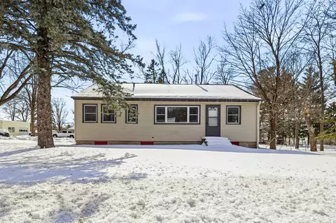 827 Truax Blvd, Eau Claire, WI 54703