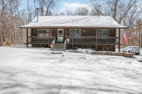 438 280th St, Osceola, WI 54020