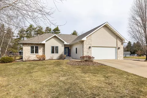823 N Star Dr N, Black River Falls, WI 54615