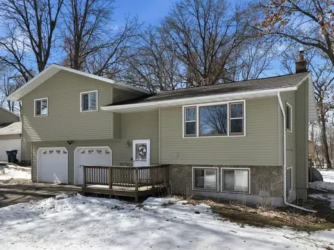 121 Lake Aire Dr, Chetek, WI 54728