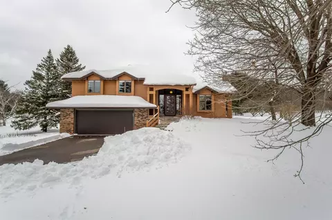 s7645 Crestview Drive, Eau Claire, WI 54701