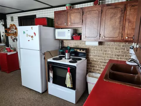 Kitchen - n10428 West Solberg Lake Road, Phillips, WI 54555 photo 1 of 1
