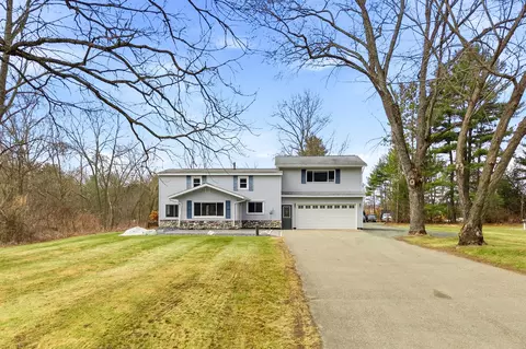 s3844 Silver Springs Court, Eau Claire, WI 54701