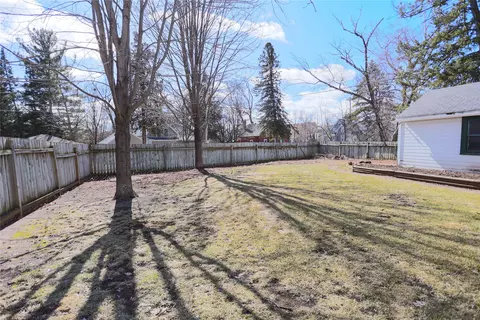 522 E Walnut St, River Falls, WI 54022 photo 8