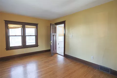 522 E Walnut St, River Falls, WI 54022 photo 16