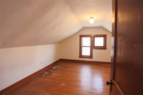 522 E Walnut St, River Falls, WI 54022 photo 28