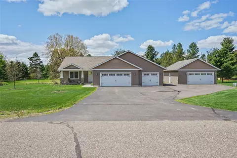 6860 Willow Creek Rd, Eau Claire, WI 54701