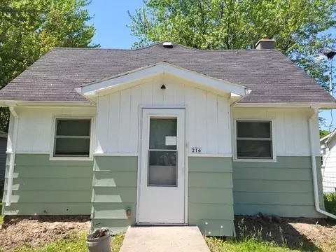 216 N 2nd St, Cornell, WI 54732