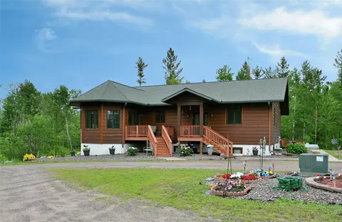 n5020 Red Pine Tr, Spooner, WI 54801