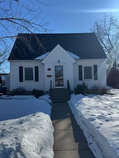1913 Emery St, Eau Claire, WI 54701