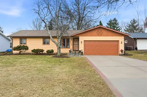 804 Roberts St, Altoona, WI 54720