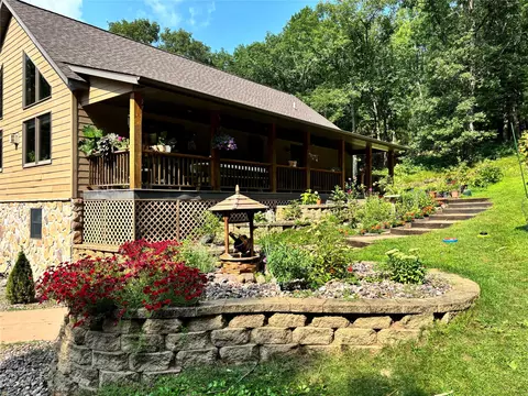n12436 County Road W, Colfax, WI 54730