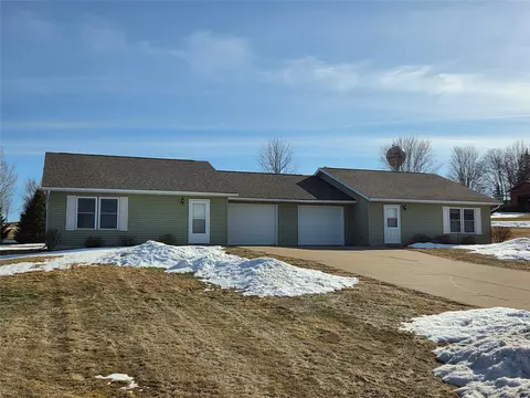309-311 E Cowles St #2, Alma Center, WI 54611