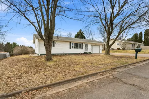 2234 Freeway Dr, Bloomer, WI 54724 photo 2