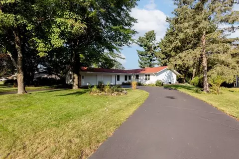 785 River Heights Rd, Menomonie, WI 54751