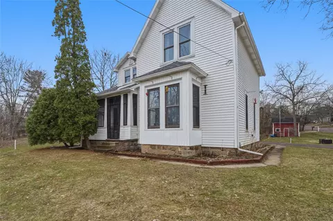 506 Pitt St, Eau Claire, WI 54703