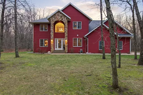 1885 Buck Rub Rd, Eau Claire, WI 54703