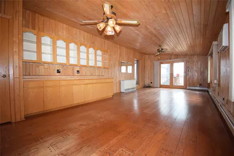 Living - 3434 Chenoweth Dr, Webster, WI 54893 photo 2 of 10