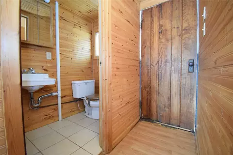 Entry Way - 3434 Chenoweth Dr, Webster, WI 54893 photo 4 of 4