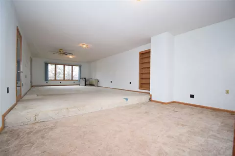 Living - 3434 Chenoweth Dr, Webster, WI 54893 photo 5 of 10