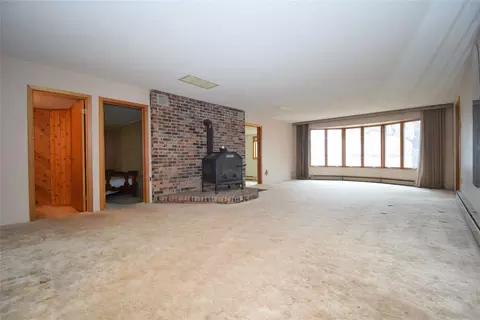 Living - 3434 Chenoweth Dr, Webster, WI 54893 photo 7 of 10