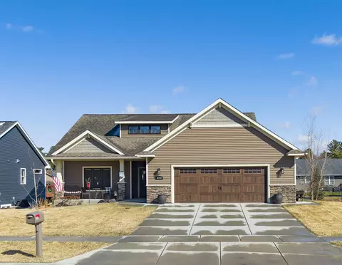 4252 Drier Ct, Eau Claire, WI 54701