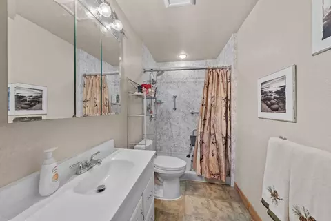 Bath - 27986 Eagle Dr, Webster, WI 54893 photo 1 of 1