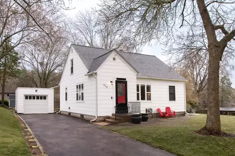 2134 14th St, Eau Claire, WI 54703