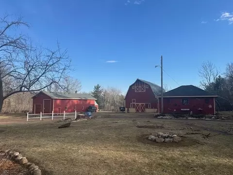 Exterior - W4527 County Rd F, Springbrook, WI 54875 photo 5 of 11