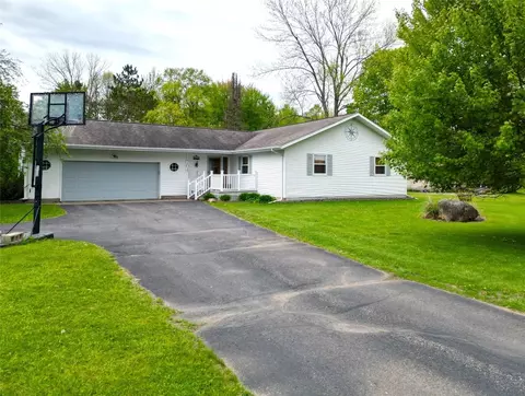 704 Phillips Ave E, Ladysmith, WI 54848