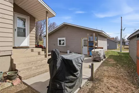 Exterior - 708 13th Ave, Bloomer, WI 54724 photo 3 of 5