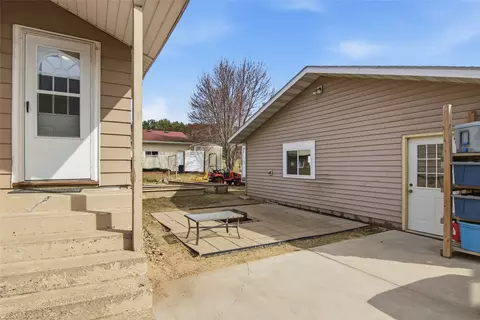 Exterior - 708 13th Ave, Bloomer, WI 54724 photo 2 of 5