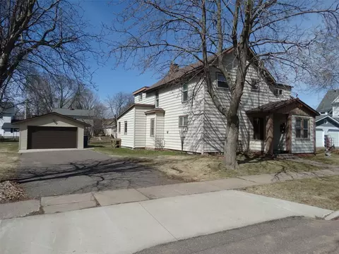 127 S 2nd St, Barron, WI 54812