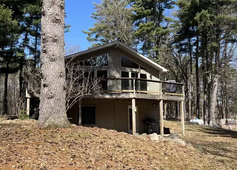 574 70th Ave, Clayton, WI 54004