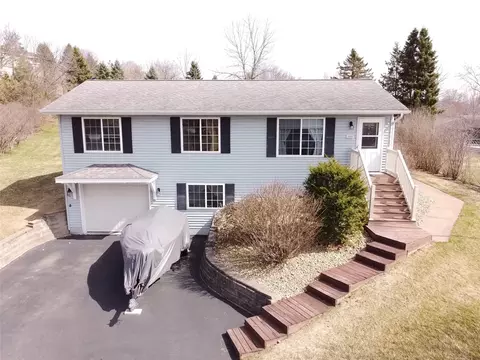 2602 Ricky Ln NE, Menomonie, WI 54751