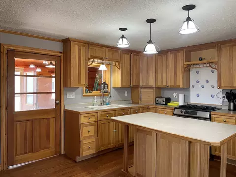 Kitchen - 1085 13th Ave, Barron, WI 54812 photo 3 of 4
