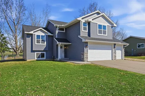 1630 5th Ave, Baldwin, WI 54002