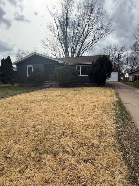 744 Wilson St, Chippewa Falls, WI 54729