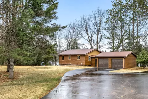 10562 N Forest Circle Dr, Hayward, WI 54843