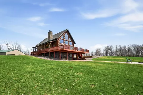 5502 N 90th St, Elmwood, WI 54740