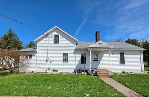 619 W Perkins St, Augusta, WI 54722