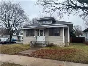 1334 Jackson St, La Crosse, WI 54601