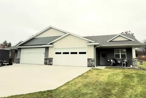 4891-4893 190th St #1 & 2, Chippewa Falls, WI 54729