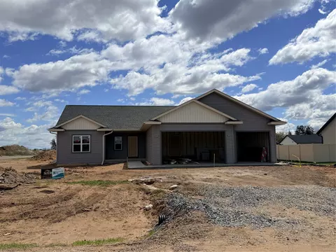 3663 113th St, Chippewa Falls, WI 54729