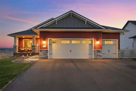 903 S White St, Fall Creek, WI 54742