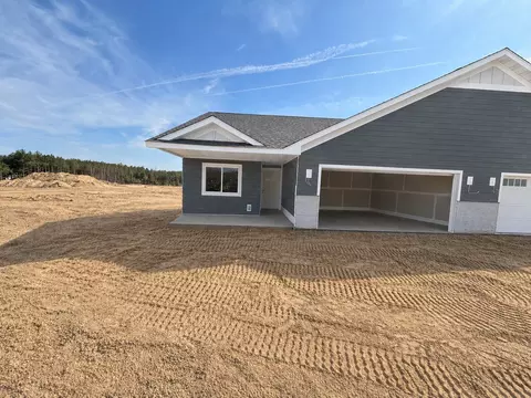 6857 Buck Tail Dr, Altoona, WI 54720